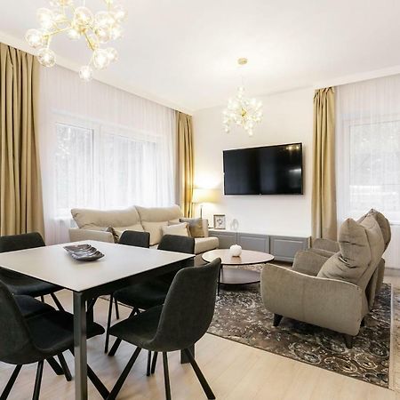 Luxury For Everyone - Hills Park Lux Apartments 3 VNO Extérieur photo